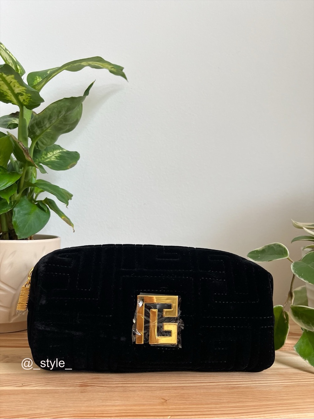 Balmain Velvet Toiletry Pouch